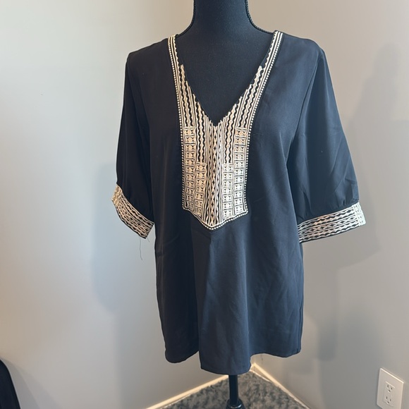 Tops - Beautiful Black Blouse